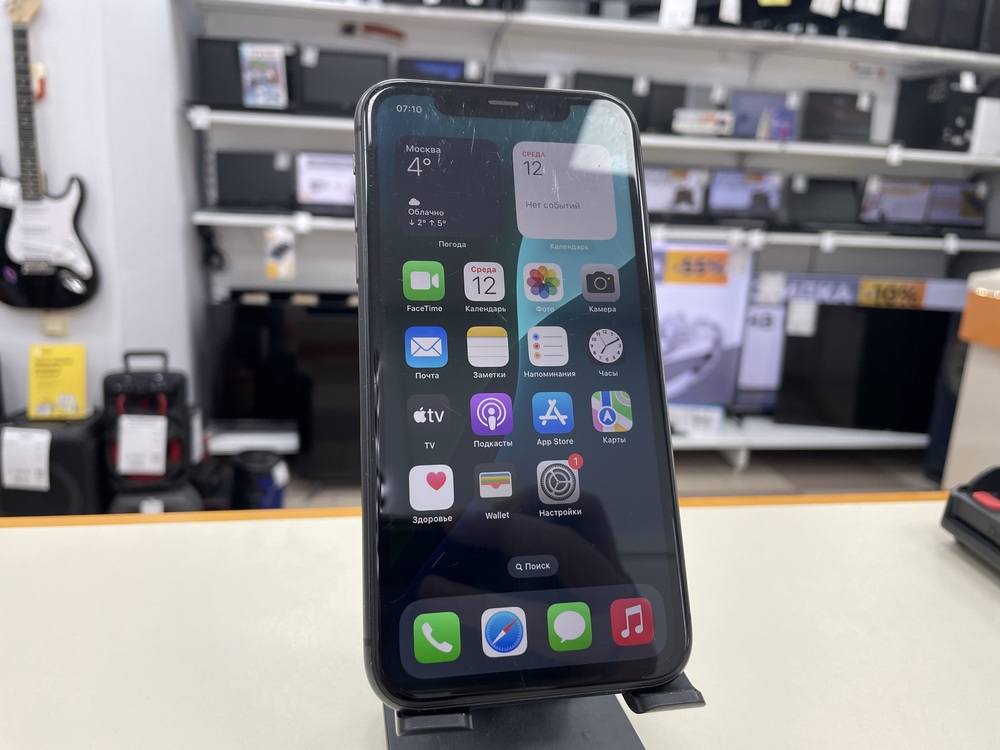 Смартфон Apple iPhone 11 64Gb
