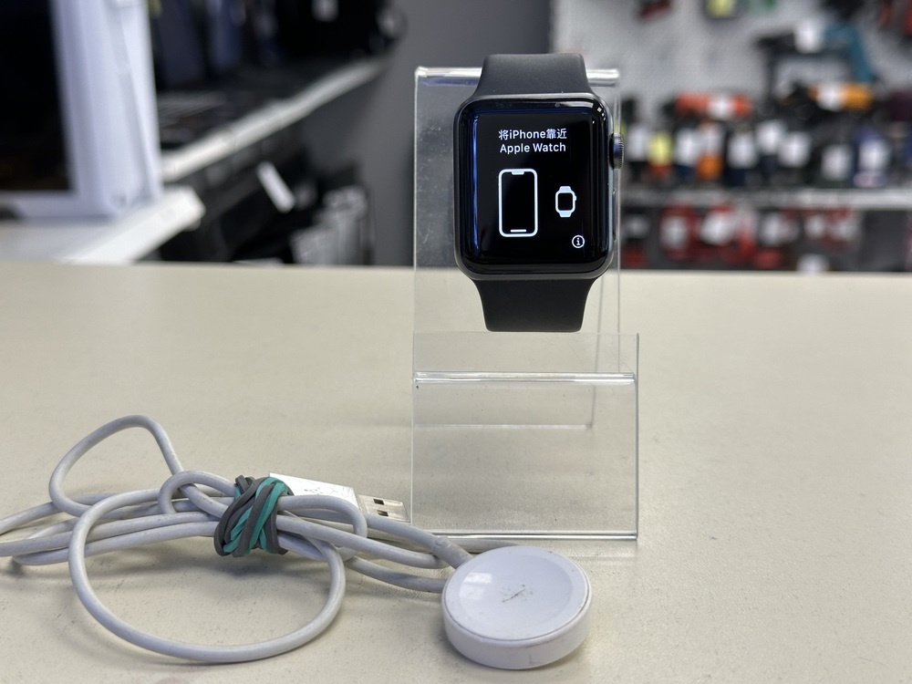 Смарт-часы Apple Watch Series 3 38 мм