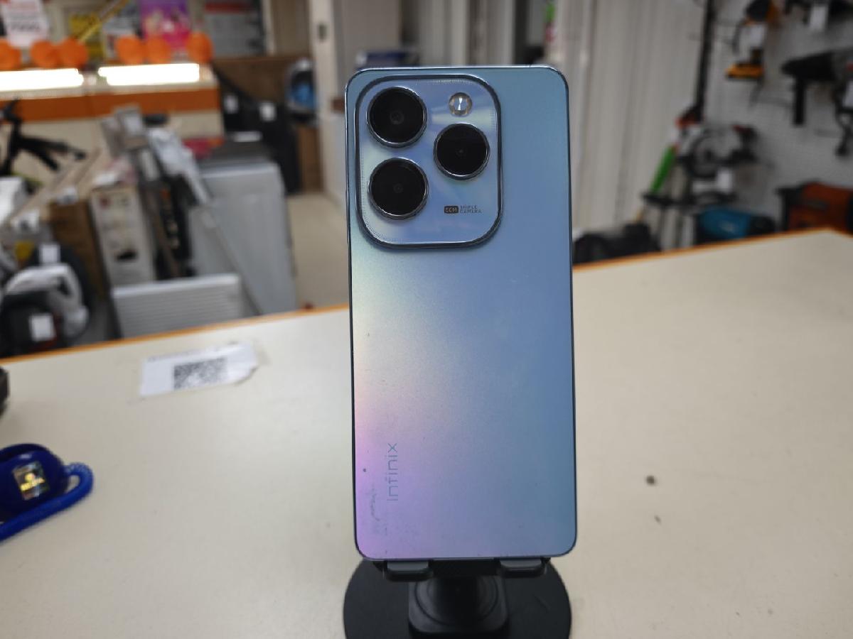 Смартфон Infinix HOT 40 8/256