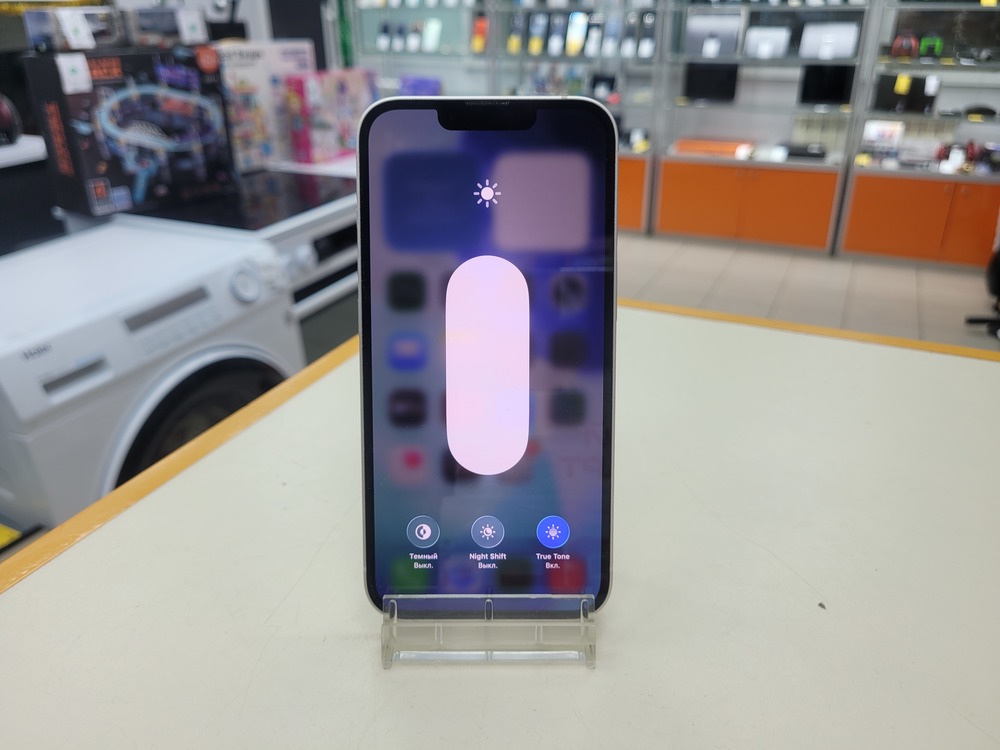 Смартфон Apple iPhone 13 128Gb