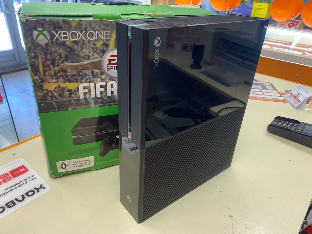 Игровая приставка Xbox One 500Gb