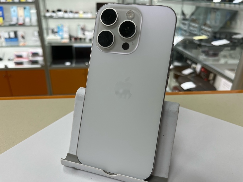 Смартфон Apple Iphone 16 Pro 128Gb