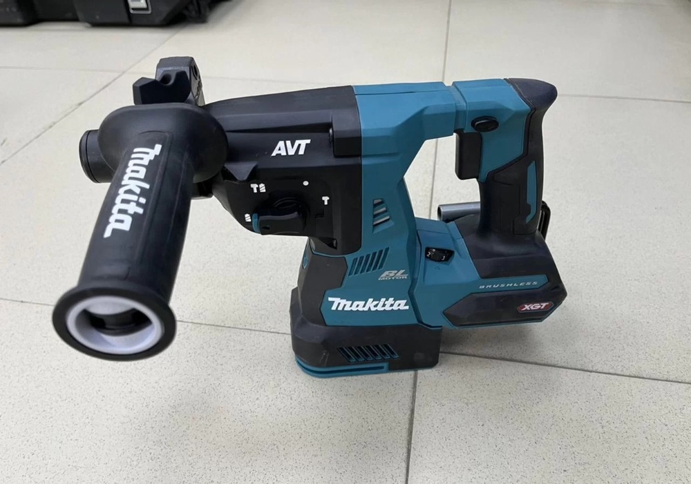 Перфоратор Makita HR003G
