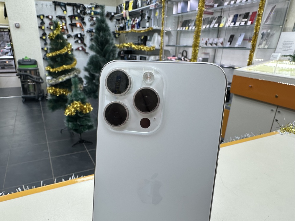 Смартфон Apple iPhone 15 Pro Max 256Gb