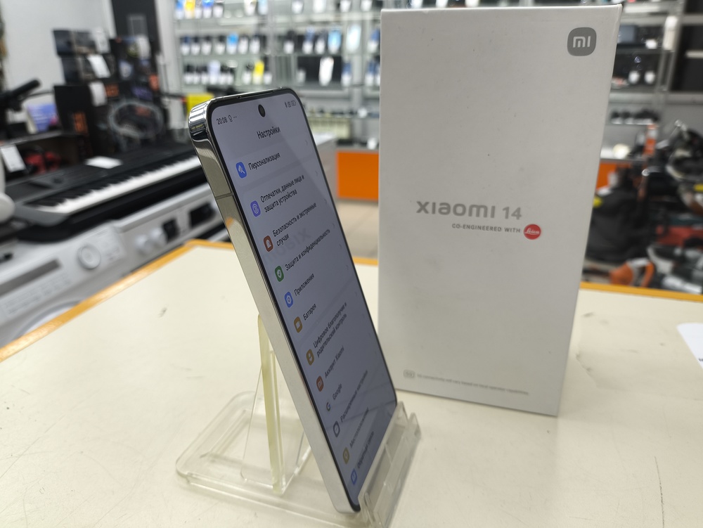 Смартфон Xiaomi 14 12/512Gb