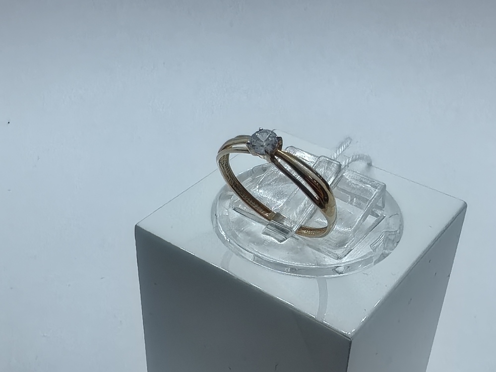 КОЛКМ375 КОЛЬЦО С КАМНЕМ (Au 375)