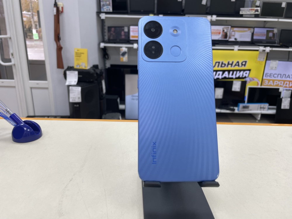 Смартфон Infinix Smart 7 HD 2/64