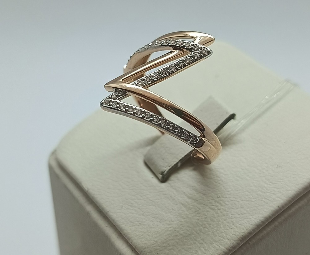 КОЛЬЦО С КАМНЯМИ (Au 585)