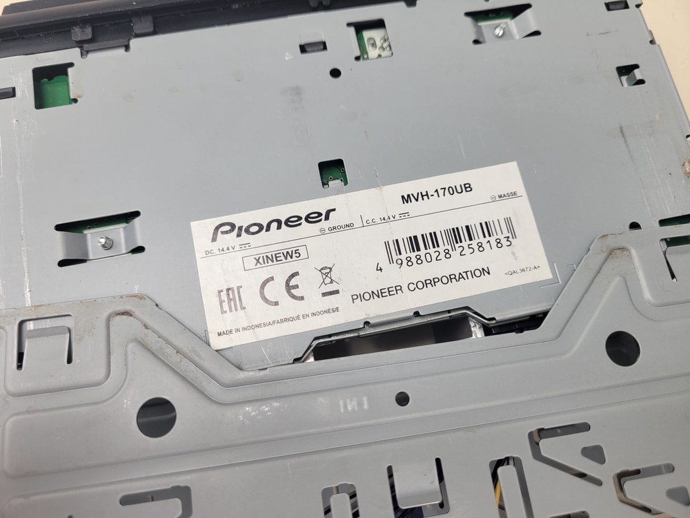 Автомагнитола Pioneer MVH-170UB