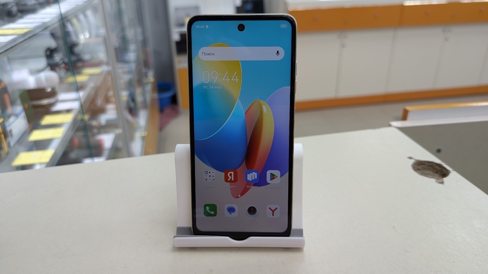 Смартфон Tecno Spark Go 2024 3/64