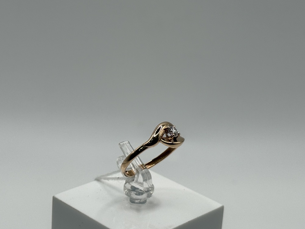 КОЛКМ585 КОЛЬЦО С КАМНЕМ (Au 585)