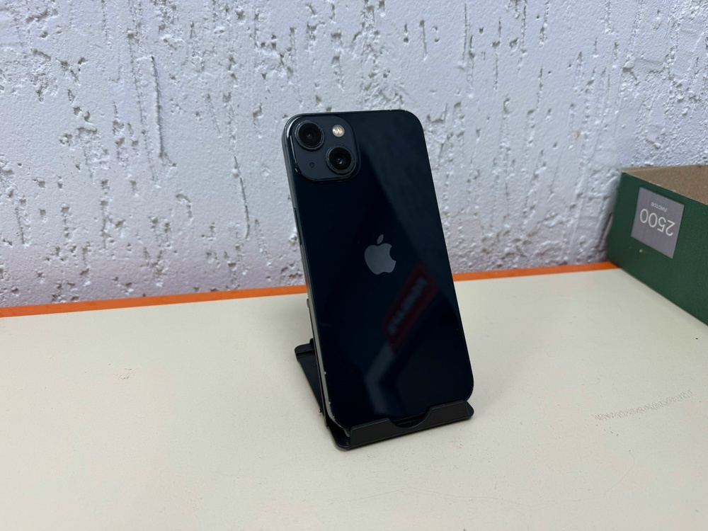 Смартфон Apple iPhone 13 128Gb