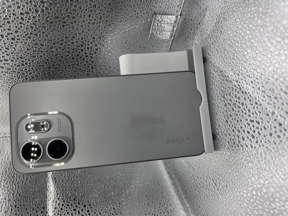 Смартфон Infinix Smart 9 3/128