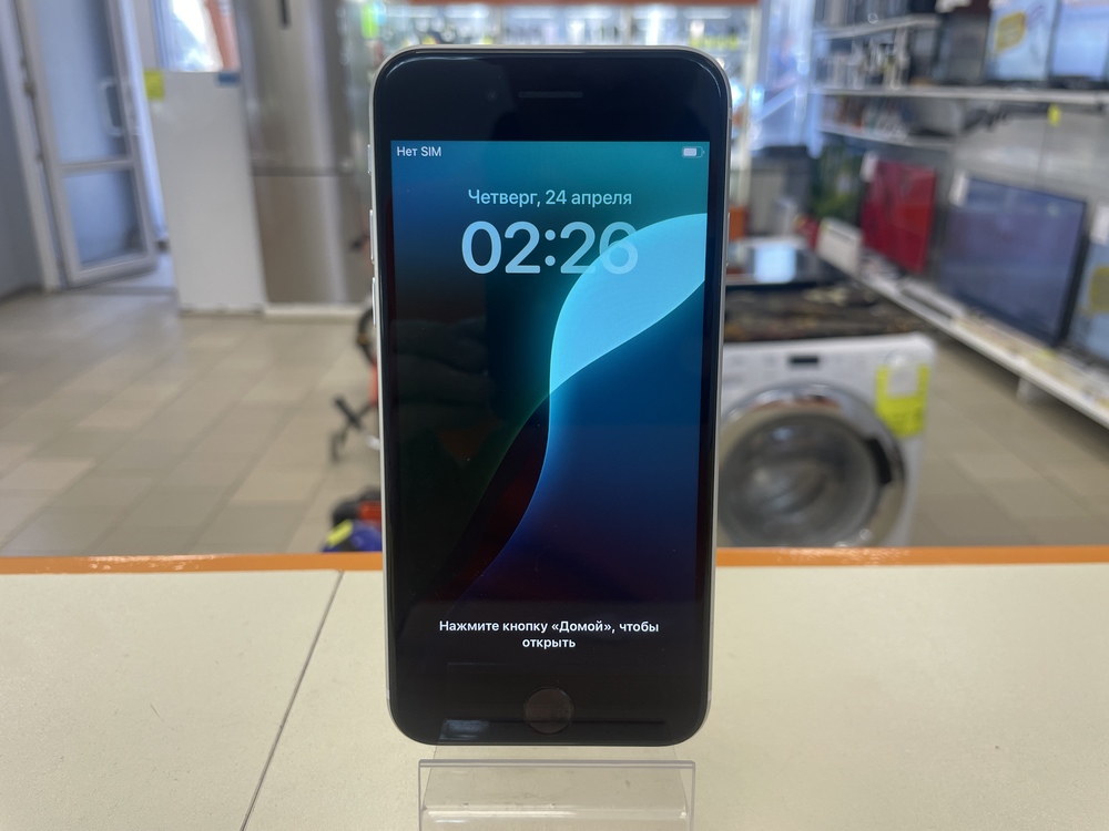 Смартфон Apple iPhone SE 2020 64Gb