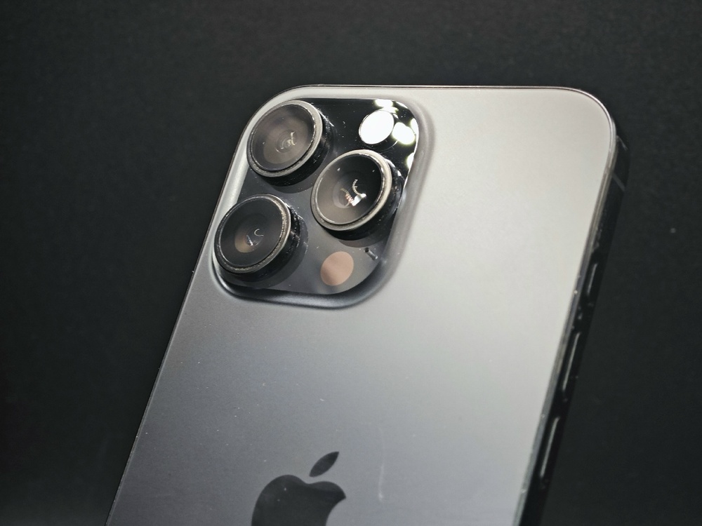 Смартфон Apple Iphone 16 Pro Max 256Gb