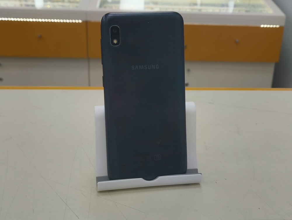 Смартфон Samsung Galaxy A10 2/32