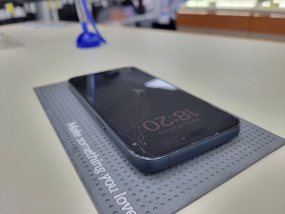 Смартфон Apple iPhone 15 Pro Max 256Gb