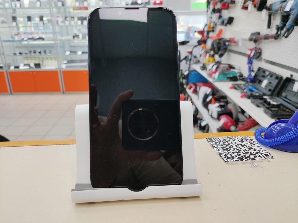 Смартфон Apple iPhone 13 128Gb