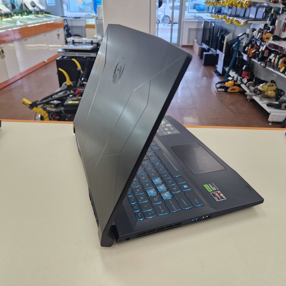 Ноутбук MSI Bravo 15 C7VE-070XRU; Ryzen 5 7535HS, GeForce RTX 4050, 8 Гб, 512 GB, Нет