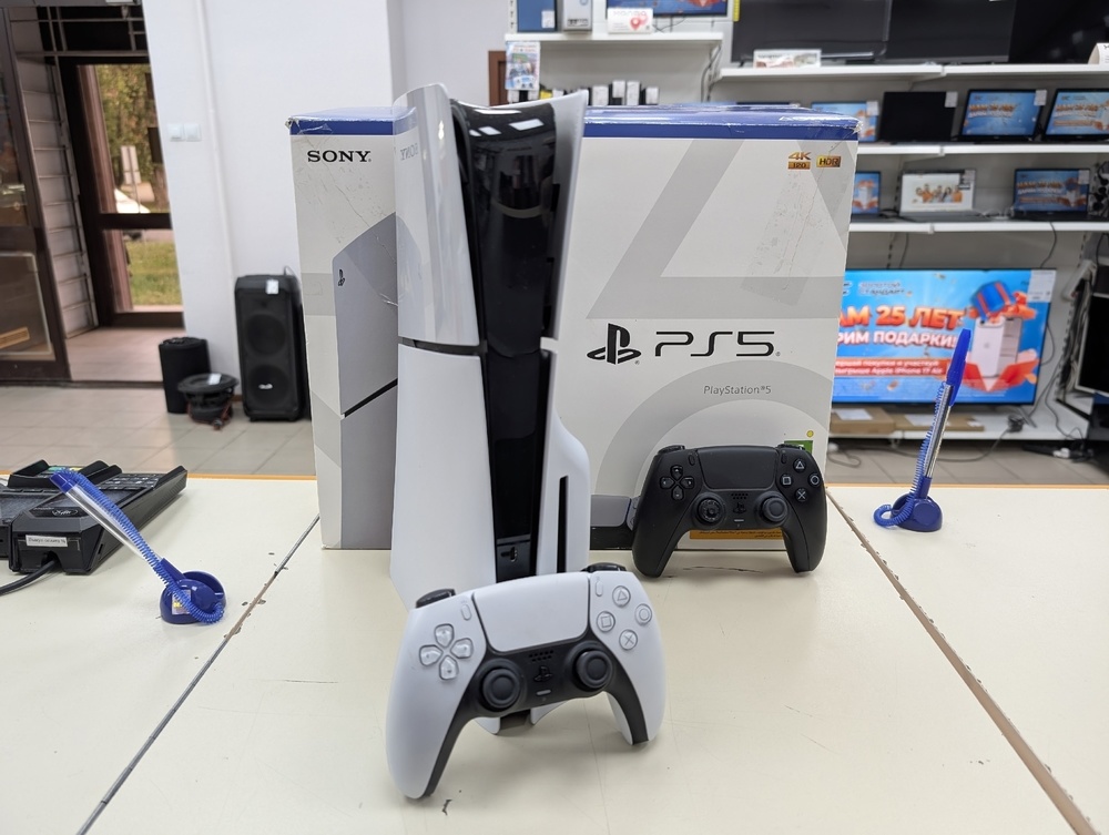 Игровая приставка PlayStation 5 Slim 1TB (С дисководом)