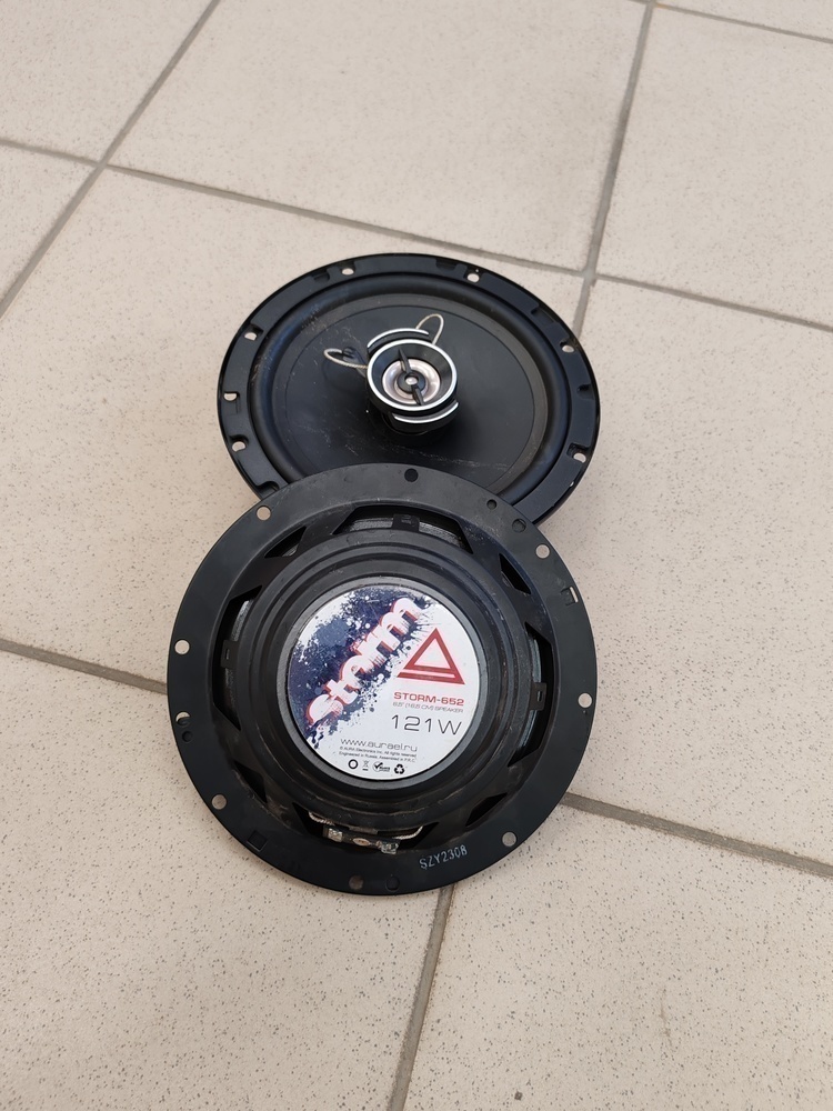 Автоакустика передняя Aura Storm-652