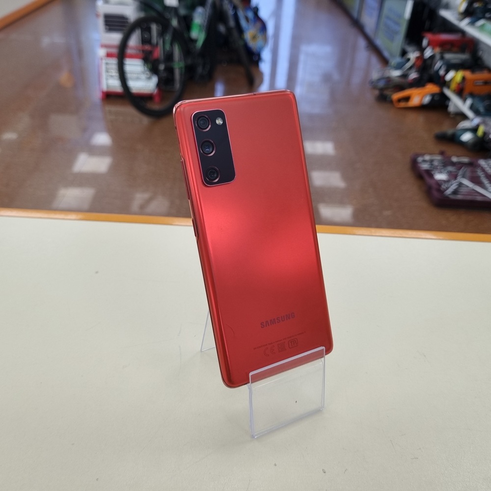 Смартфон Samsung Galaxy S20 FE 6/128