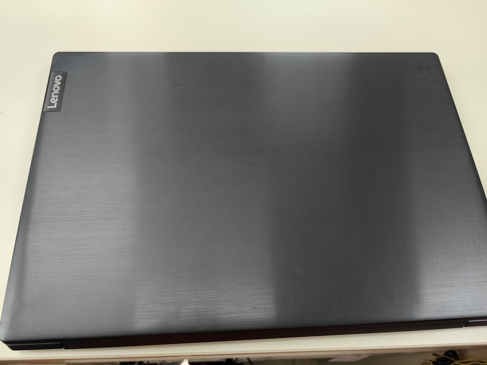 Ноутбук Lenovo 123; A9-9425, Radeon R5 series, 4 Гб, Нет, 120 Гб