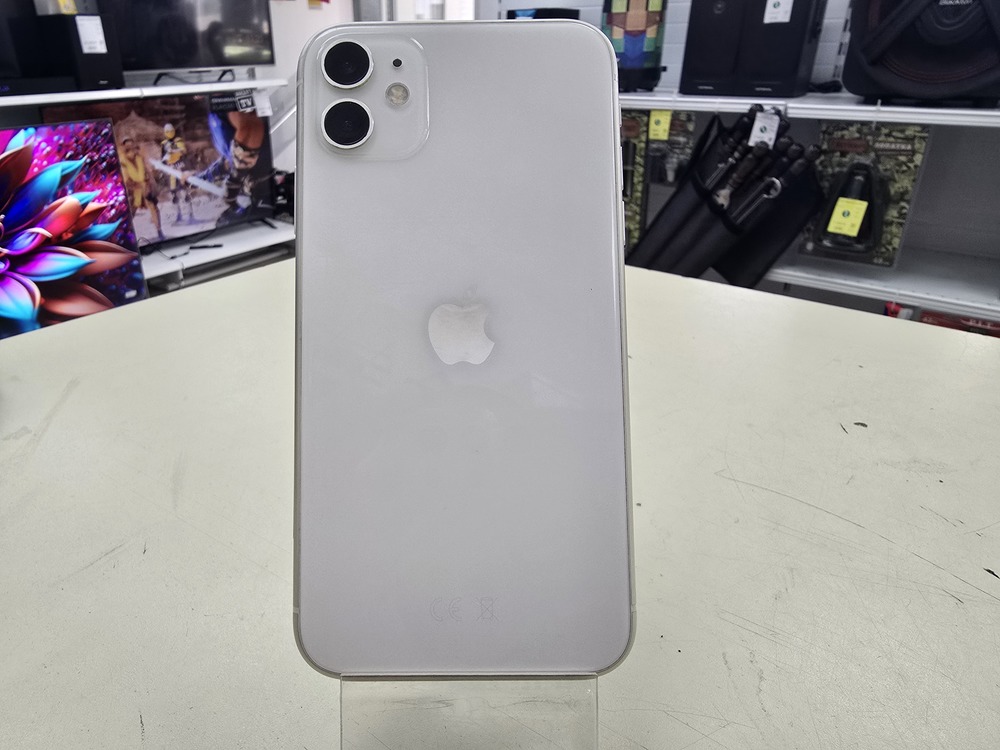 Смартфон Apple iPhone 11 64Gb