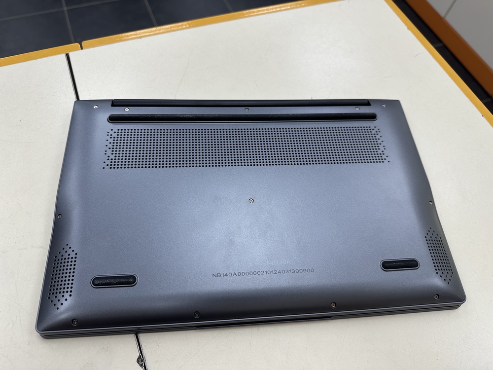 Ноутбук Echips -; Core i3-10105, HD Graphics, 8 Гб, 256 Гб, Нет