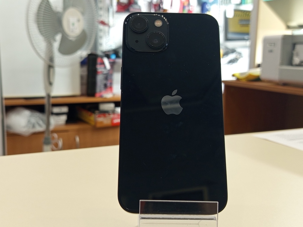 Смартфон Apple iPhone 13 128Gb