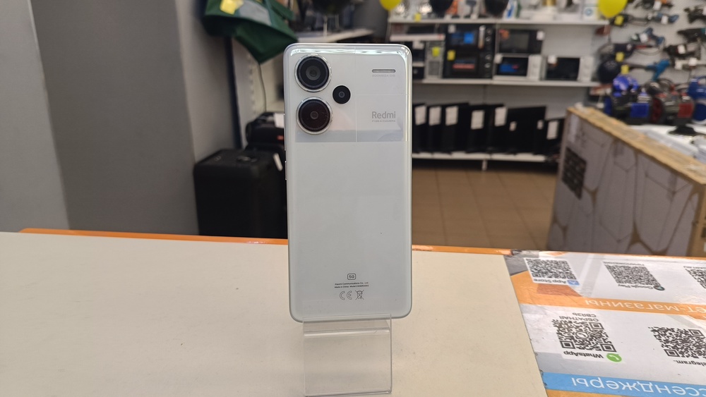 Смартфон Xiaomi Redmi Note 13 Pro+ 12/512