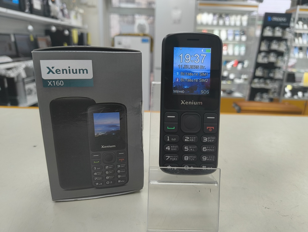 Мобильный телефон Philips X160