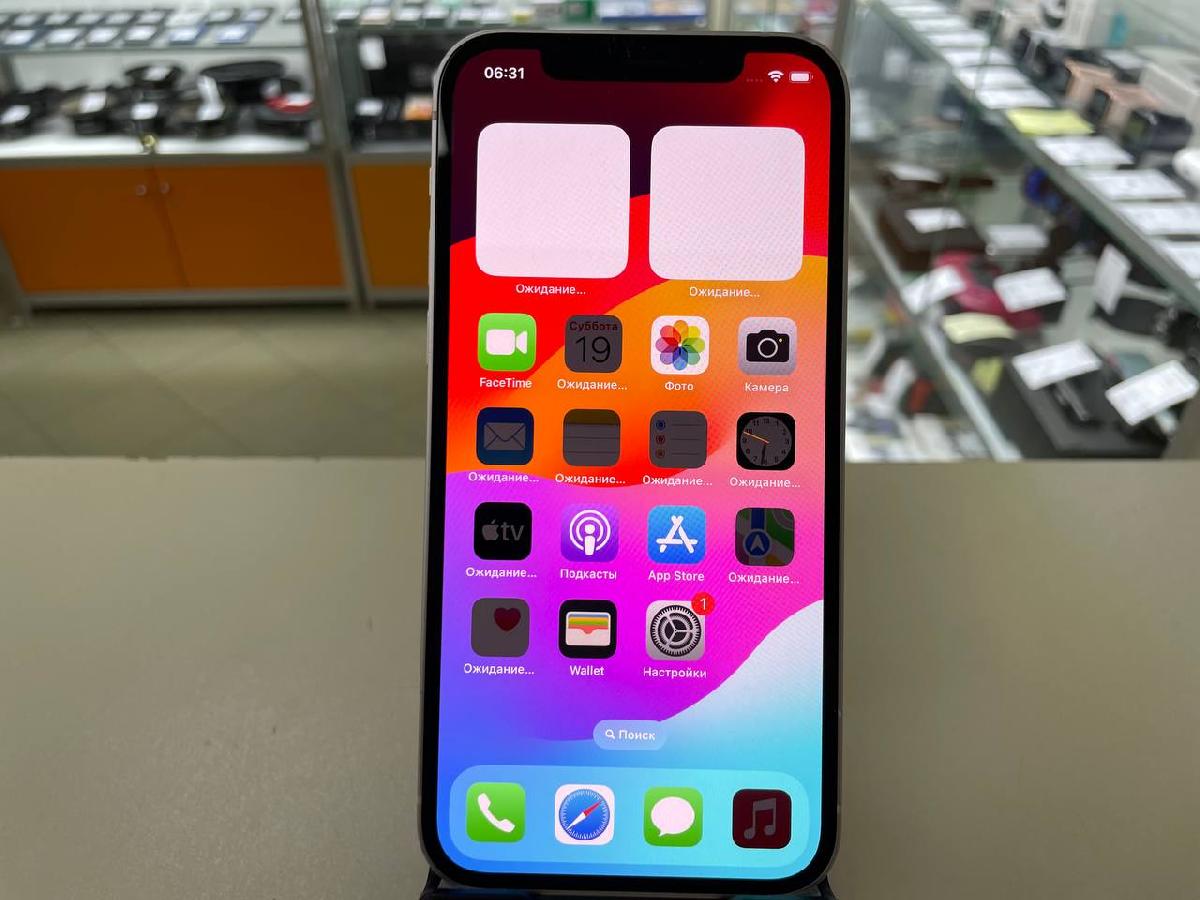 Смартфон Apple iPhone 12 128Gb