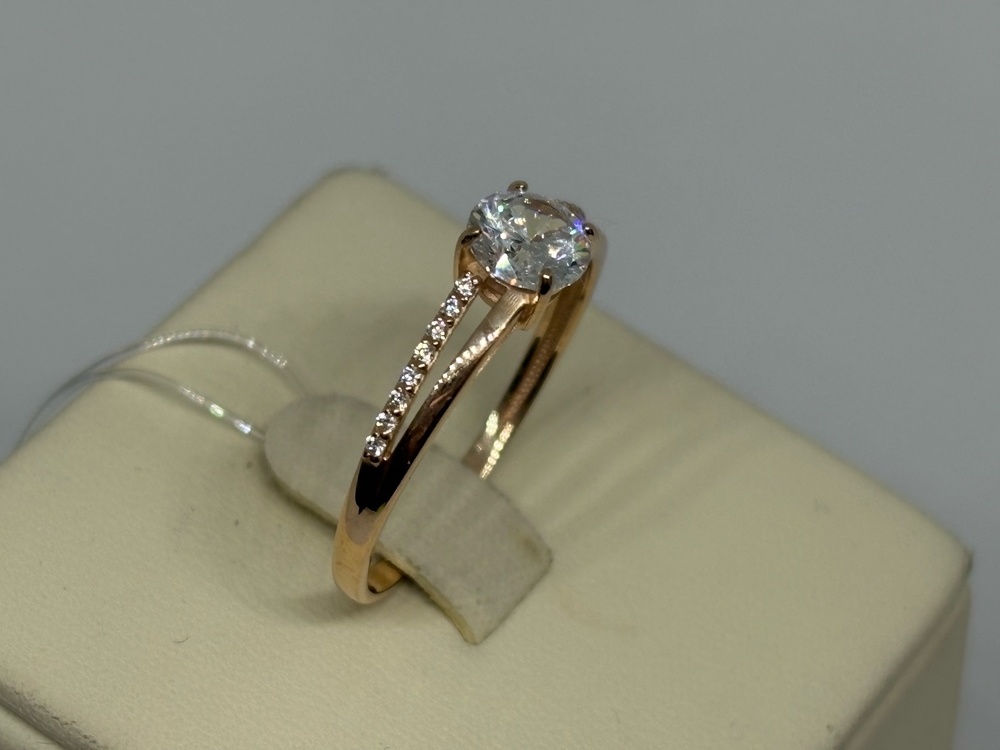 КОЛЬЦО С КАМНЯМИ (Au 585)