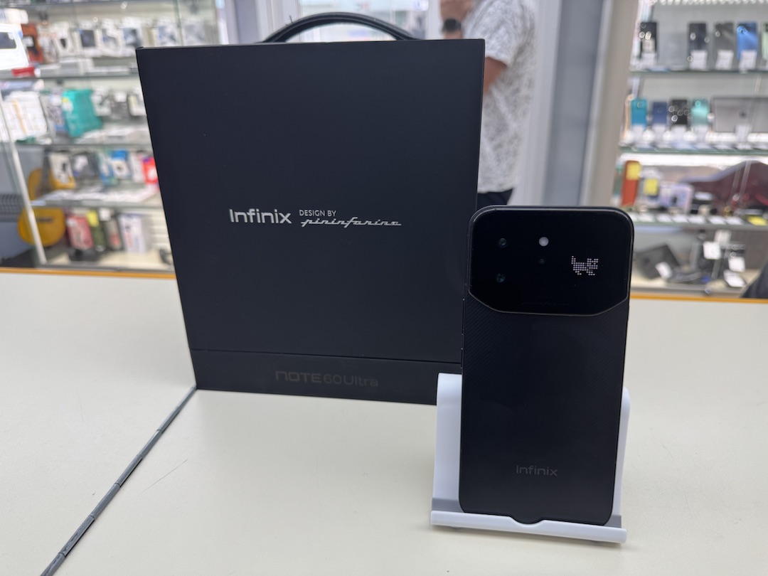 Смартфон Infinix NOTE 60 Ultra 12/256