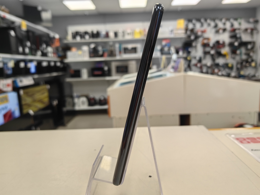 Смартфон Honor 20E 4/64