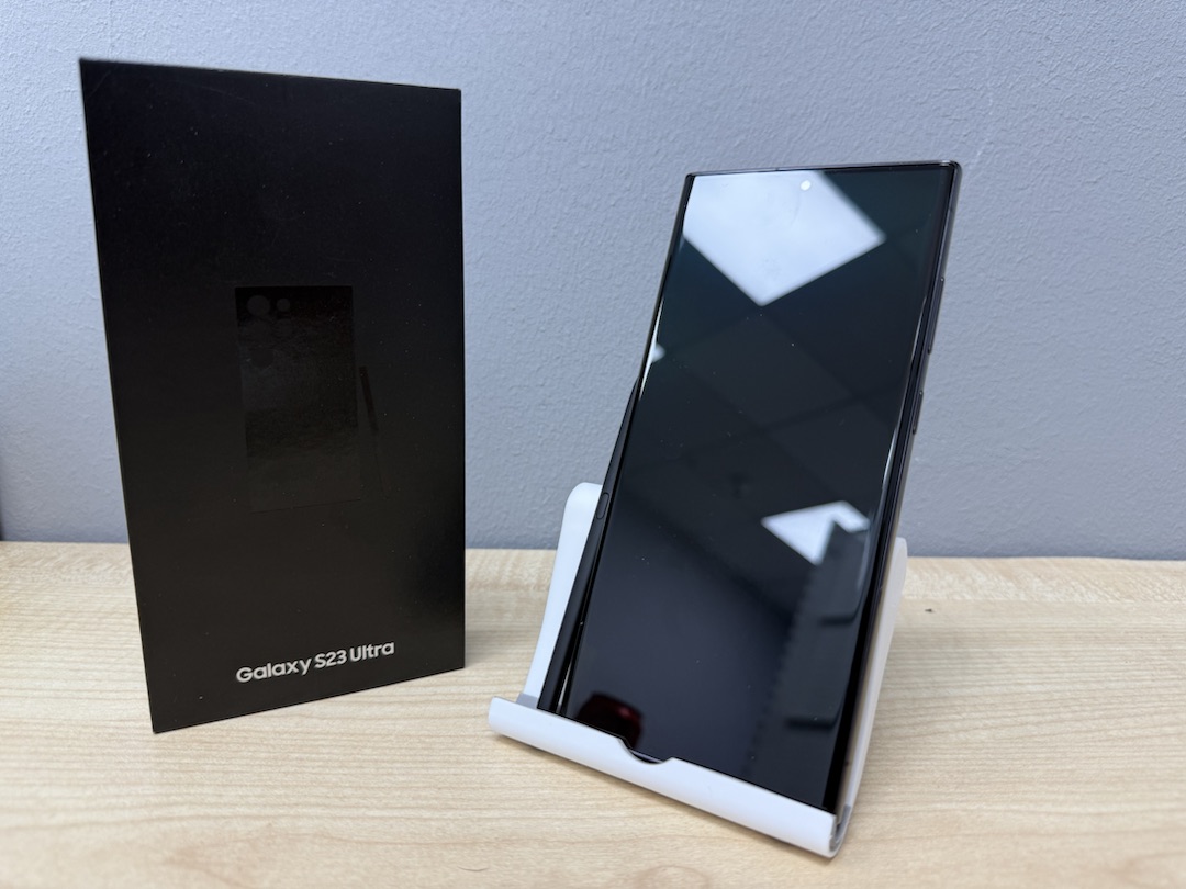 Смартфон Samsung Galaxy S23 Ultra 256Gb