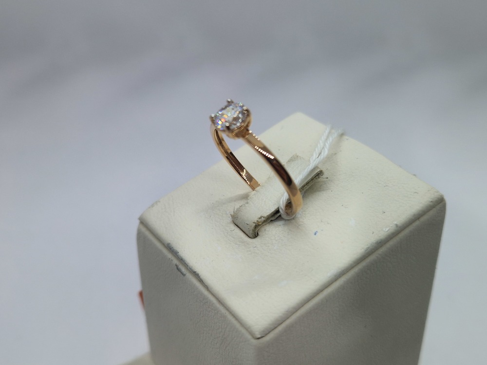 КОЛКМ585 КОЛЬЦО С КАМНЕМ (Au 585)