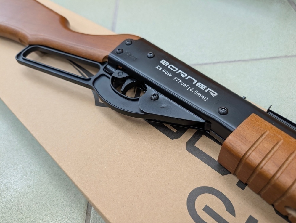 Пневматическая винтовка Borner Lever Action (скоба Генри, дерево, XS-V0W02) кал. 4.5 мм, 3 Дж.