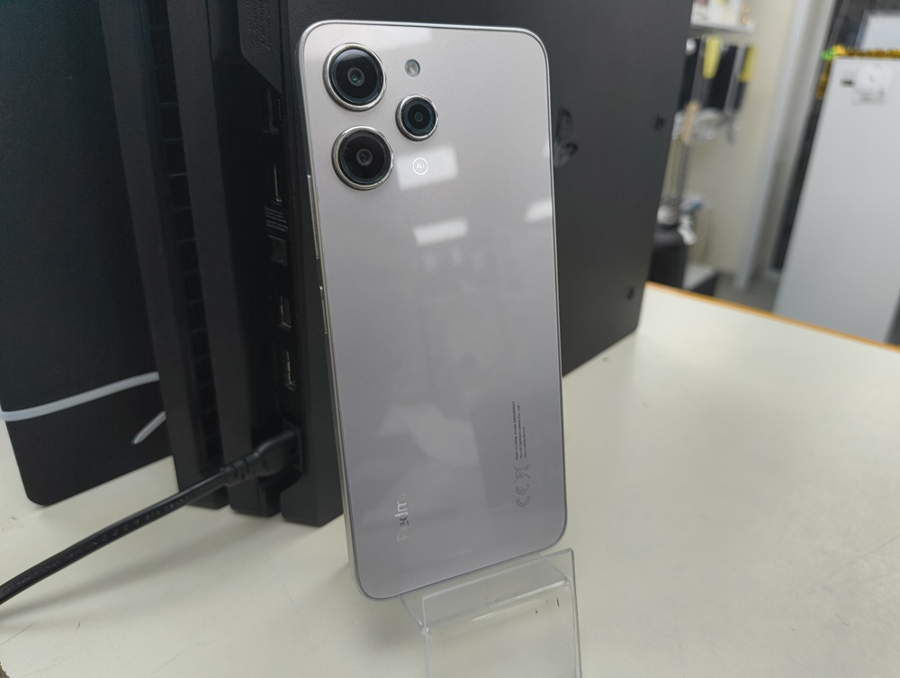 Смартфон Xiaomi Redmi Note 12 4/128