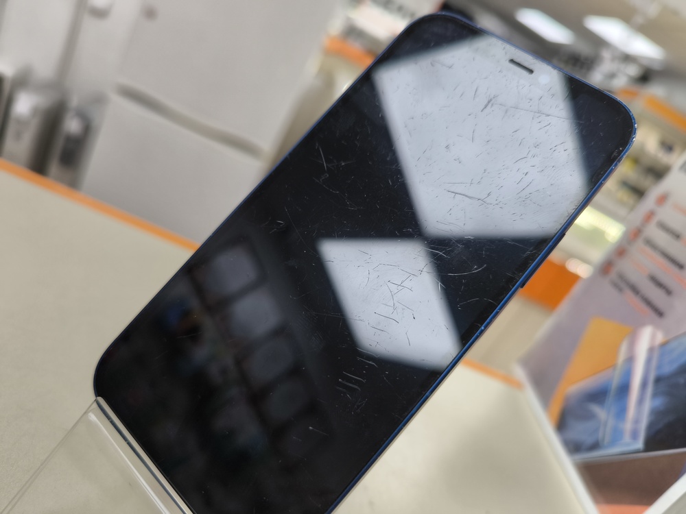 Смартфон Apple iPhone 12 128Gb