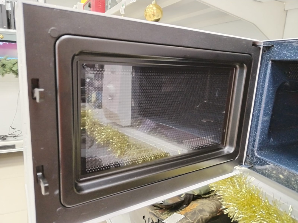 Микроволновая печь Samsung ME83KRW-2
