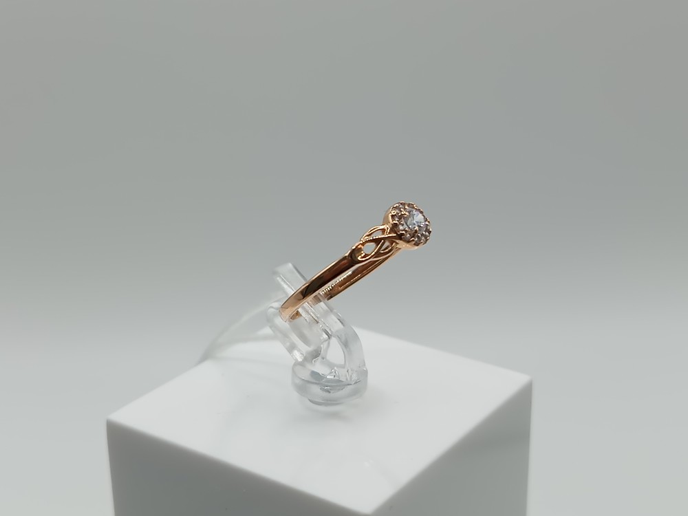 КОЛЬЦО С КАМНЯМИ (Au 585)