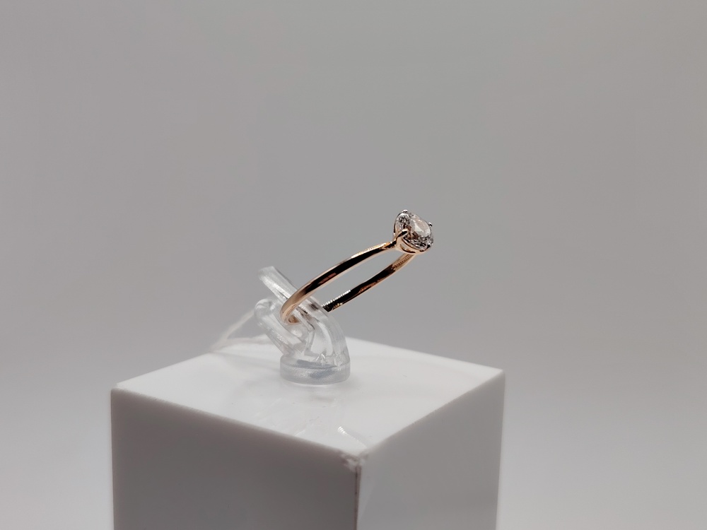 КОЛКМ585 КОЛЬЦО С КАМНЕМ (Au 585)