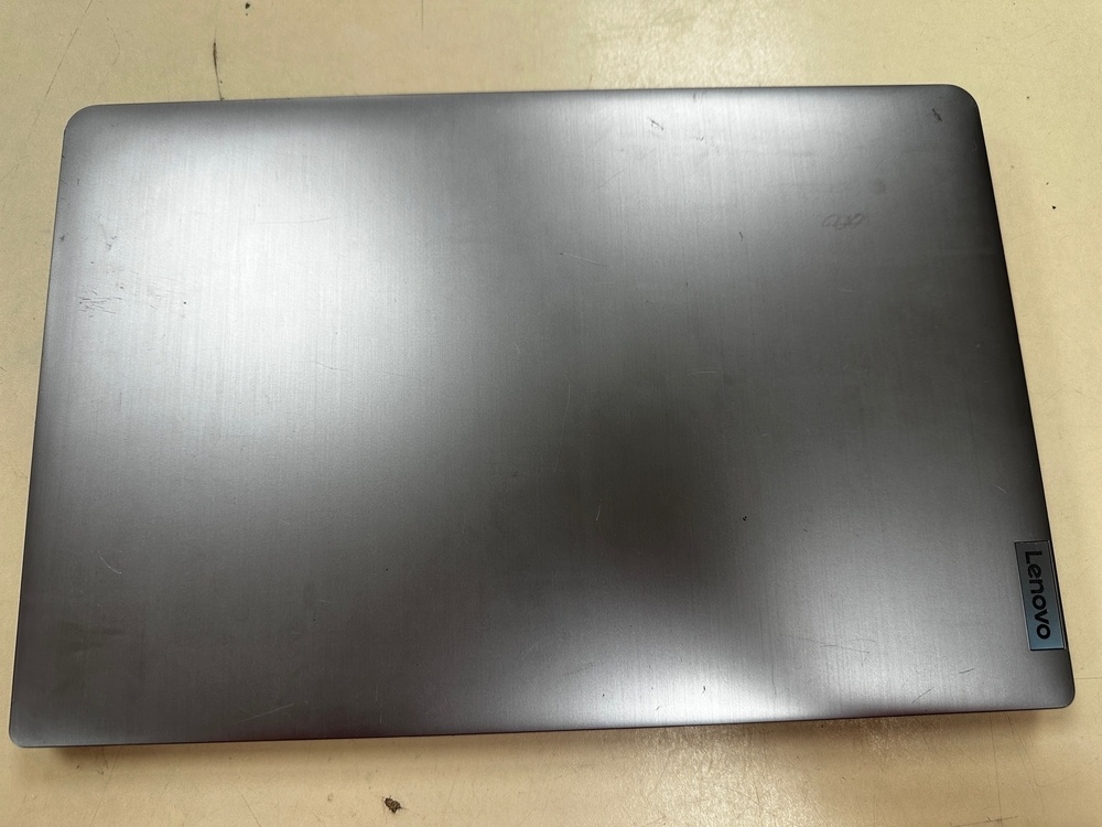 Ноутбук Lenovo; Ryzen 5-5500U,  Intel(R) Graphics, 8 Гб, Нет, 240 Гб