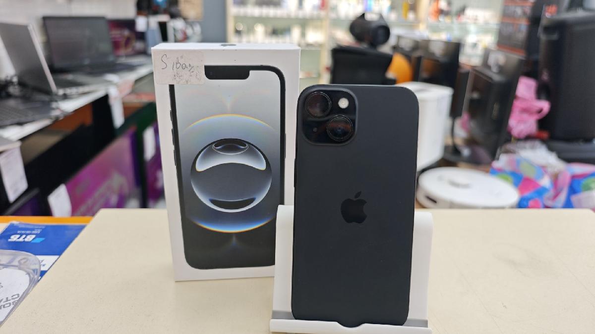 Смартфон Apple Iphone 15 256Gb