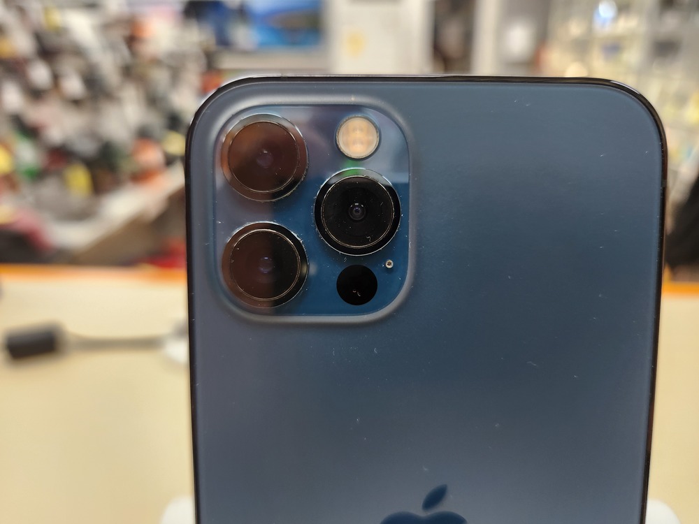 Смартфон Apple iPhone 12 Pro 128Gb