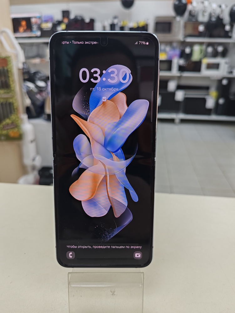 Смартфон Samsung Galaxy Z Flip 4 8/256