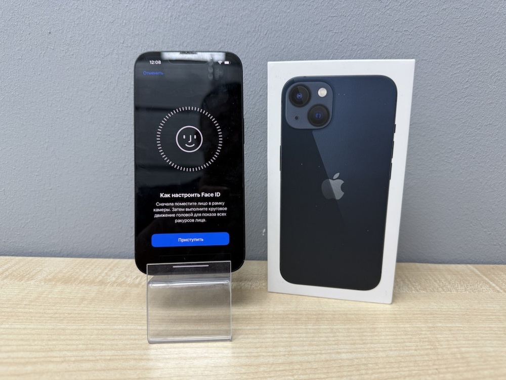 Смартфон Apple iPhone 13 128Gb