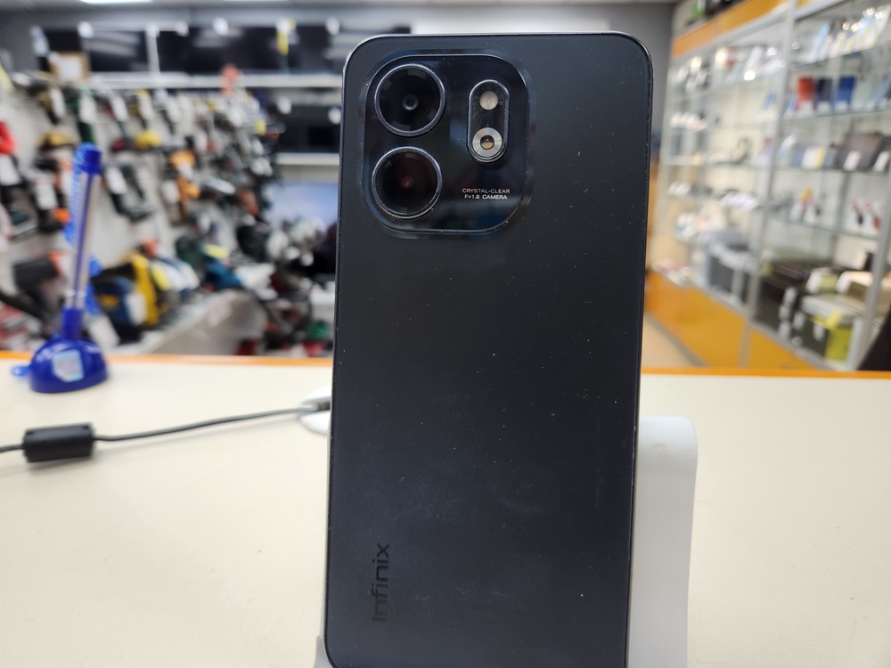 Смартфон Infinix Smart 9 3/128
